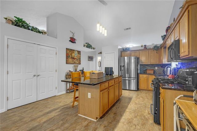 4015 McPherson Drive, Acworth, GA 30101