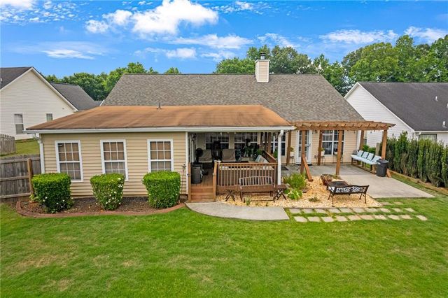 4015 McPherson Drive, Acworth, GA 30101