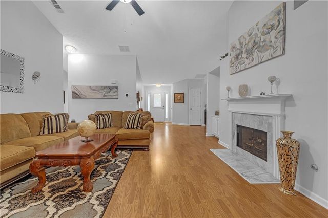 4015 McPherson Drive, Acworth, GA 30101