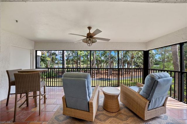 1808 Kings Lake BLVD 203, Naples, FL 34112