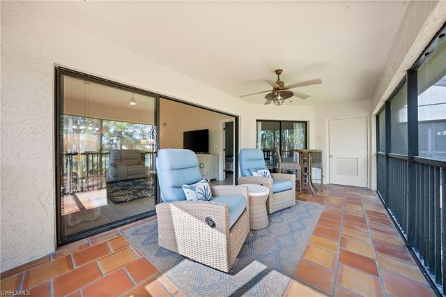 1808 Kings Lake BLVD 203, Naples, FL 34112