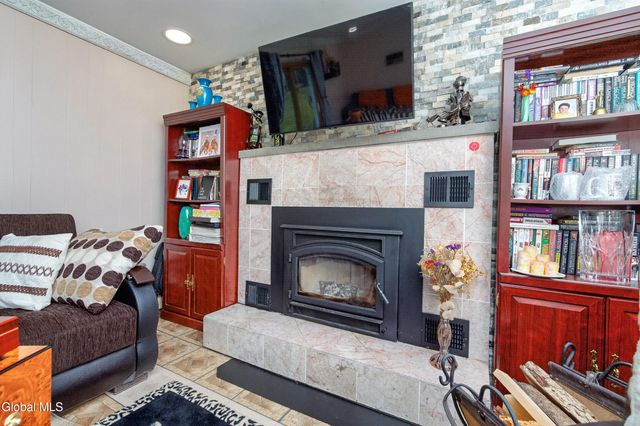 500 Acre Drive, Guilderland, NY 12303