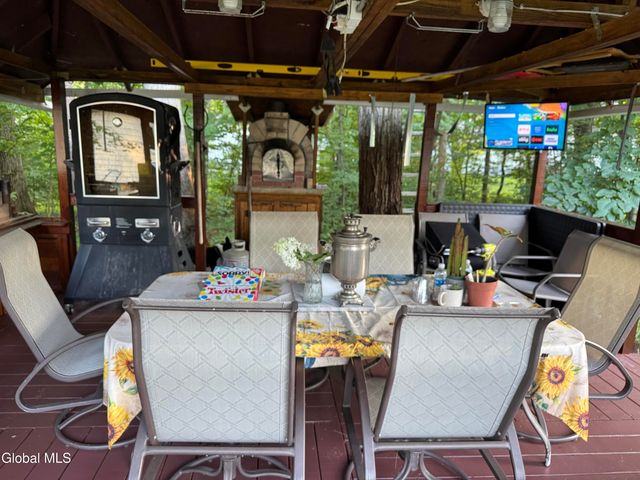 500 Acre Drive, Guilderland, NY 12303