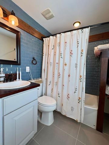 114 Congress Street A, Charleston, SC 29403