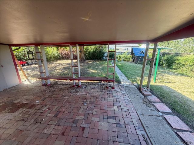 3323 S Grape Street, Denver, CO 80222