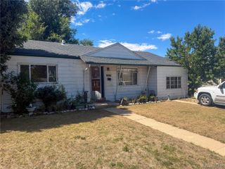 3323 S Grape Street, Denver, CO 80222