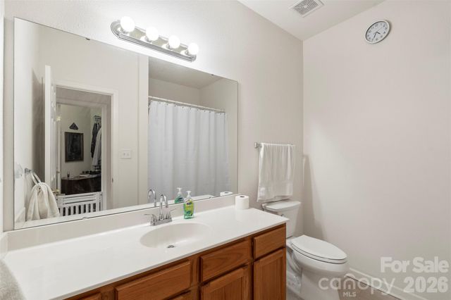 4063 Center Place Drive, Harrisburg, NC 28075