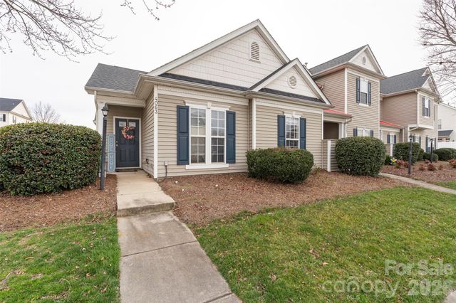 4063 Center Place Drive, Harrisburg, NC 28075