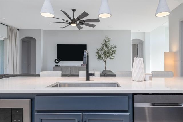 1567 LAKE RESERVE DRIVE, Deland, FL 32724