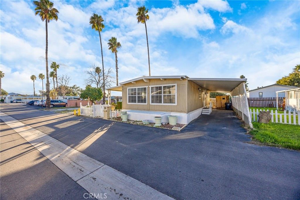4400 W Florida Ave 271, Hemet, CA 92545