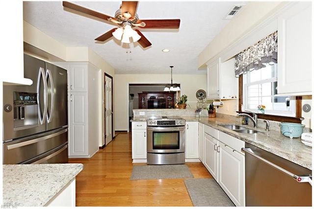 118 Elaine DR, Newport News, VA 23602