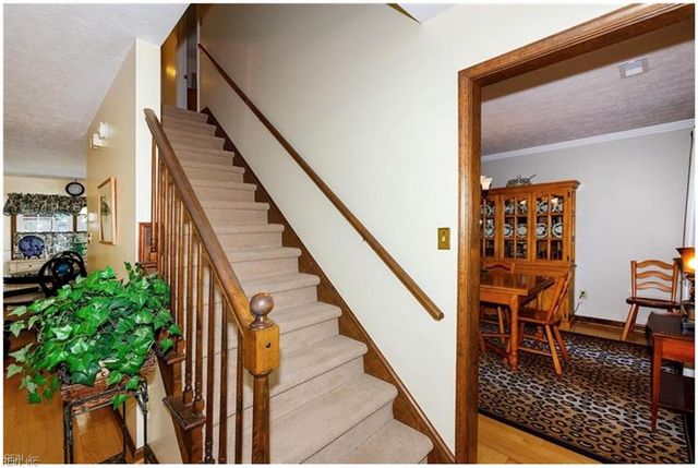 118 Elaine DR, Newport News, VA 23602