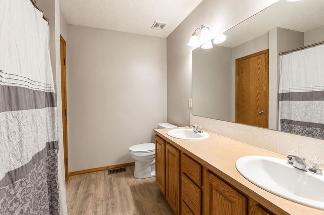 2536 E Saint Andrew, Goddard, KS 67052