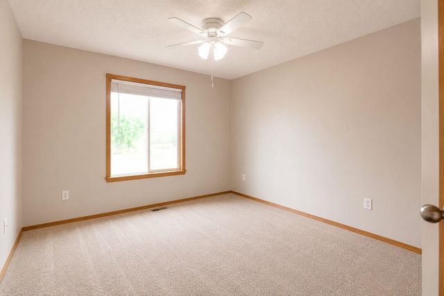 2536 E Saint Andrew, Goddard, KS 67052