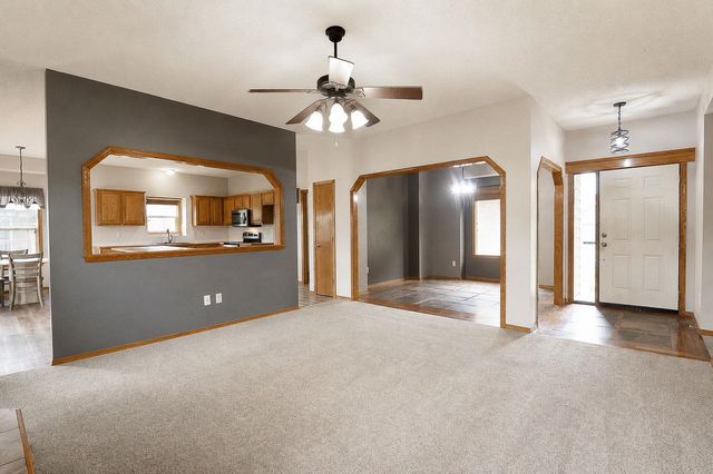 2536 E Saint Andrew, Goddard, KS 67052