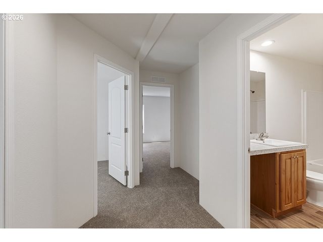 1680 Se JEFFERSON St, Waldport, OR 97394