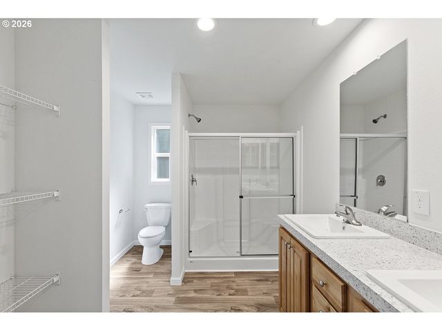 1680 Se JEFFERSON St, Waldport, OR 97394