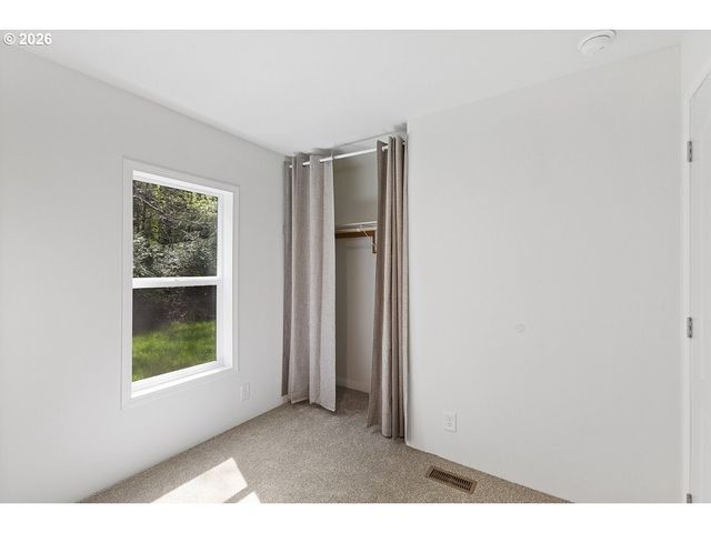 1680 Se JEFFERSON St, Waldport, OR 97394