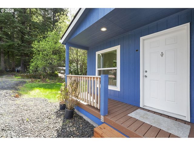 1680 Se JEFFERSON St, Waldport, OR 97394