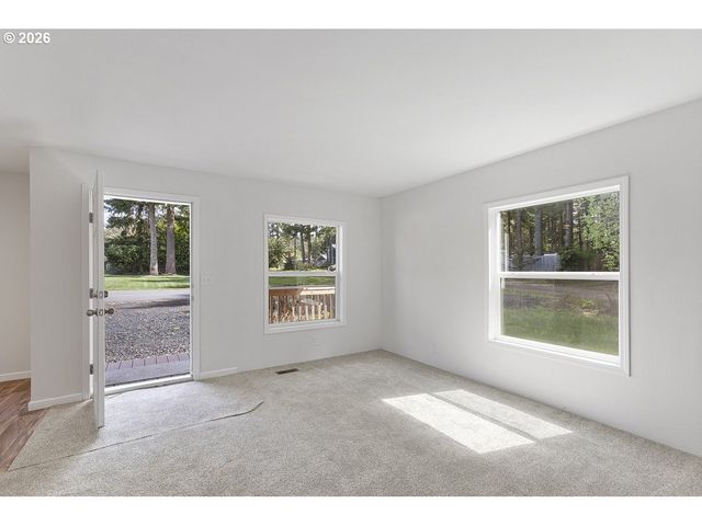 1680 Se JEFFERSON St, Waldport, OR 97394