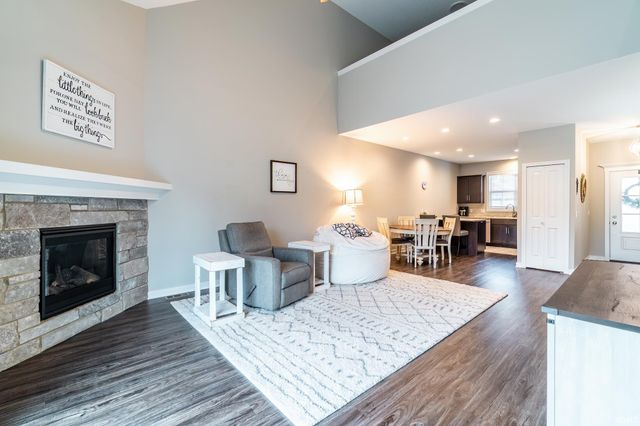 5244 Copper Horse Trail, Fort Wayne, IN 46845