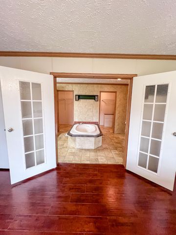 22054 County Road 244, Wheatland, MO 65779