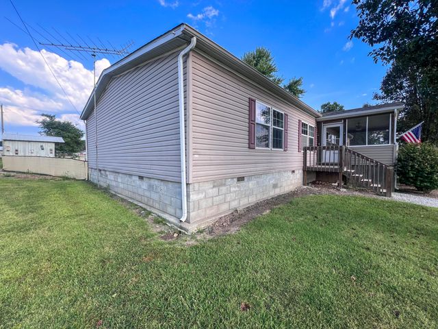 22054 County Road 244, Wheatland, MO 65779