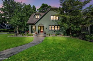 3264 Island Avenue, Toledo, OH 43614