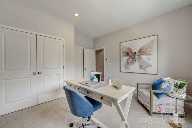 3107 Rexton Lane, Charlotte, NC 28262