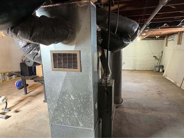 1980 Dyson Street, Muskegon City, MI 49442