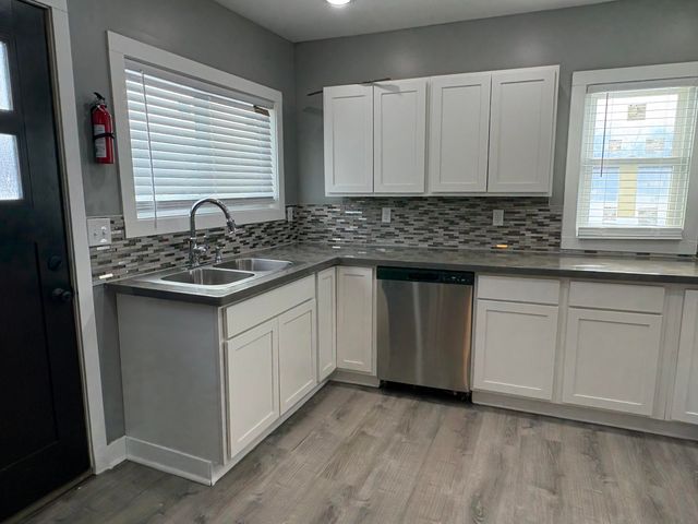 1980 Dyson Street, Muskegon City, MI 49442