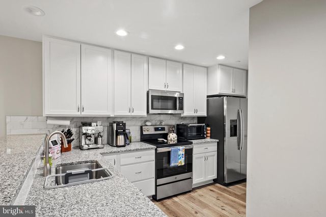 898 MARIGOLD RD, Glen Burnie, MD 21060