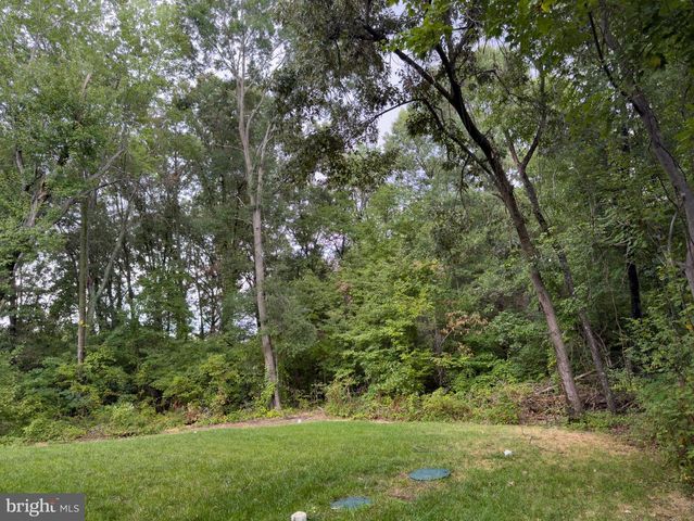 898 MARIGOLD RD, Glen Burnie, MD 21060