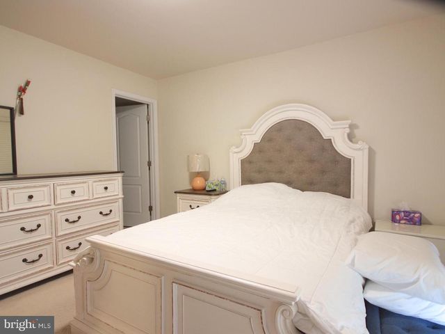 7221 GREENFITCH WAY, Hanover, MD 21076
