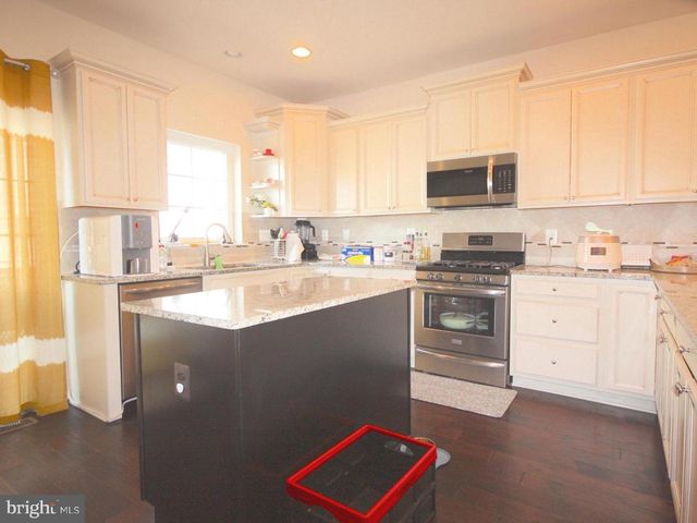 7221 GREENFITCH WAY, Hanover, MD 21076