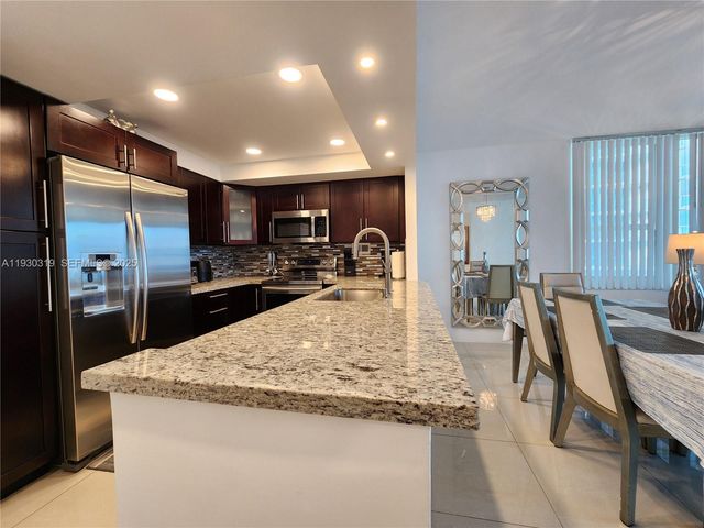 3505 S Ocean Dr PH06 aka 1506, Hollywood, FL 33019