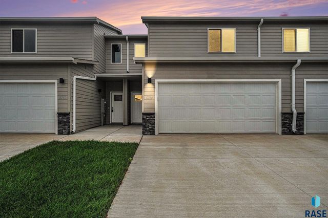 5714 E Avett Pl Place, Sioux Falls, SD 57108
