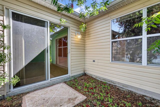 930 CAMINO DEL REY DRIVE, The Villages, FL 32159