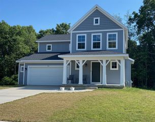 446 Windchime Drive, Comstock Park, MI 49321