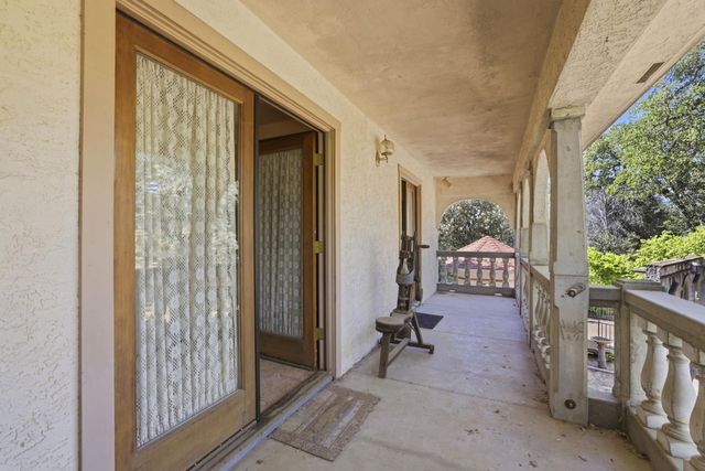 808 Orange Grove Way, Folsom, CA 95630