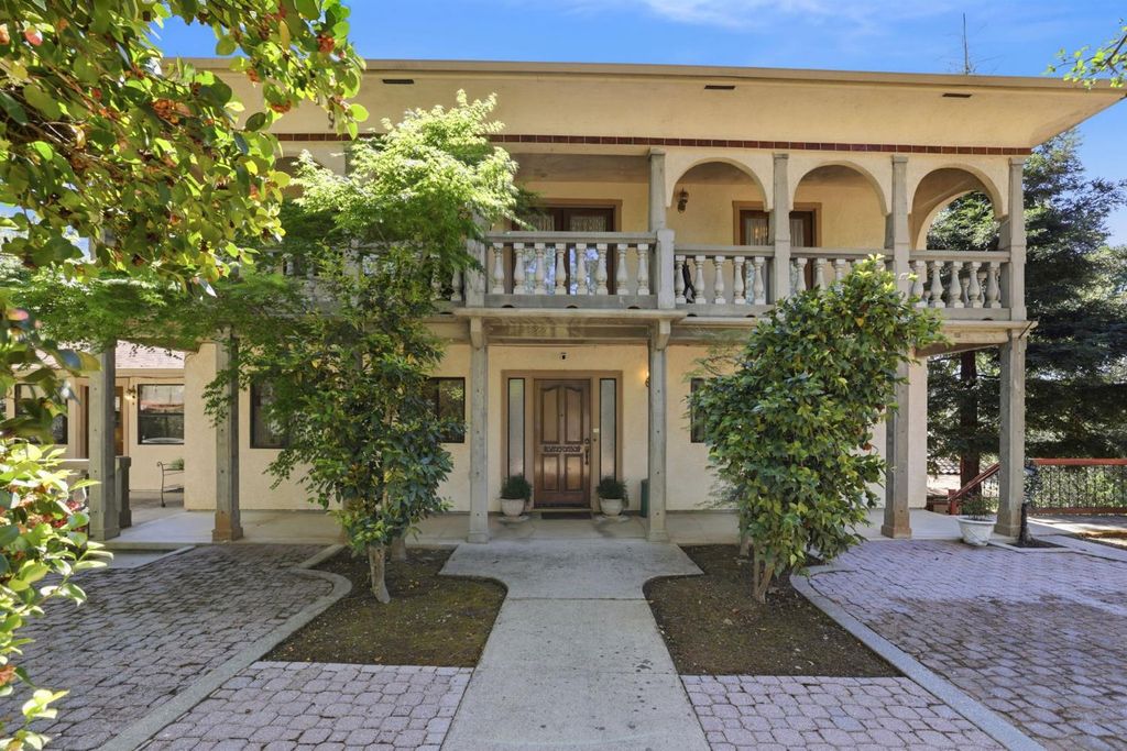 808 Orange Grove Way, Folsom, CA 95630