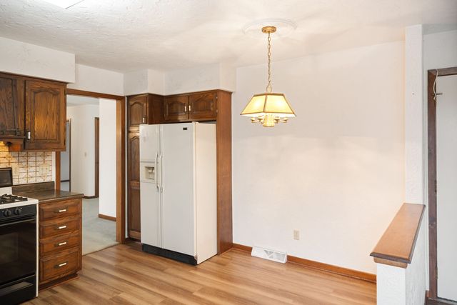 67 Crestview Drive, Geneseo, IL 61254