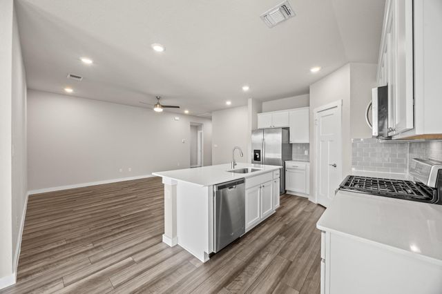 609 Veneta LN, Georgetown, TX 78633