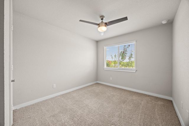 609 Veneta LN, Georgetown, TX 78633