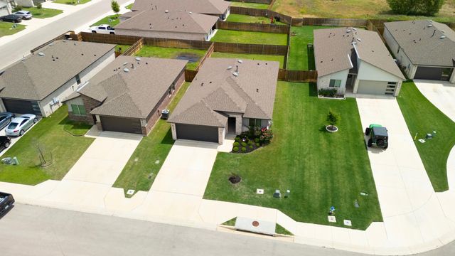 609 Veneta LN, Georgetown, TX 78633