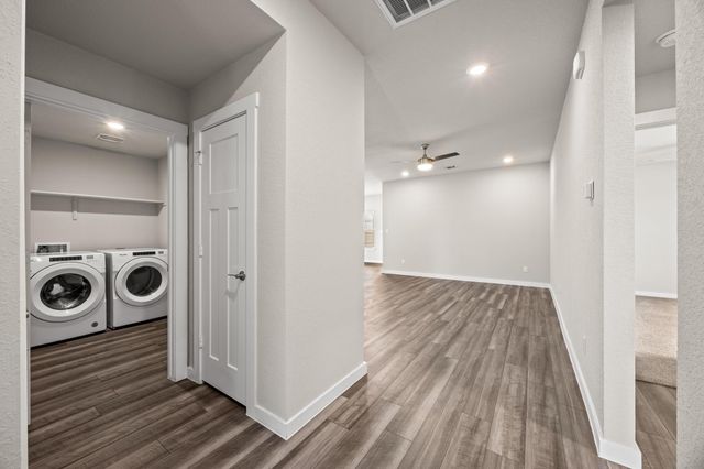 609 Veneta LN, Georgetown, TX 78633