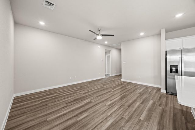 609 Veneta LN, Georgetown, TX 78633