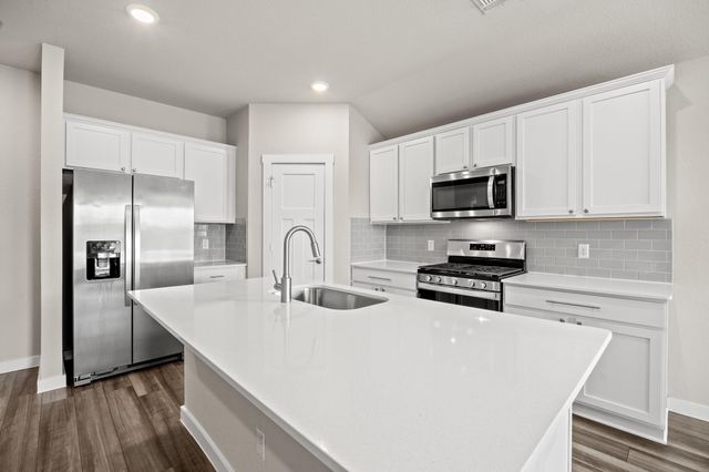 609 Veneta LN, Georgetown, TX 78633