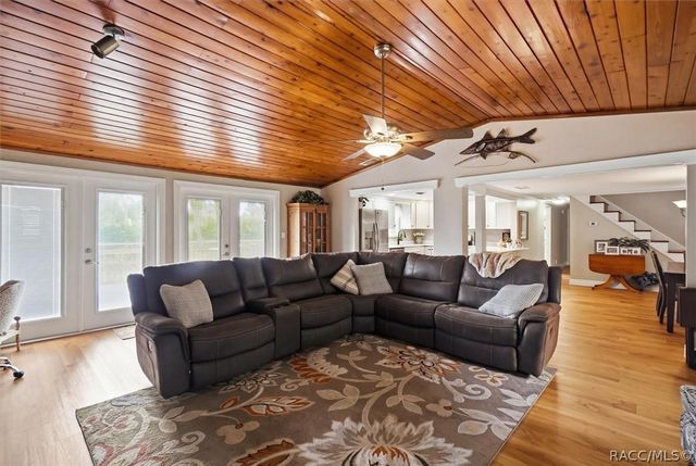 1110 N Rice Terrace, Crystal River, FL 34429