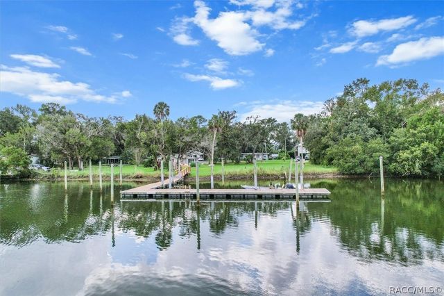 1110 N Rice Terrace, Crystal River, FL 34429